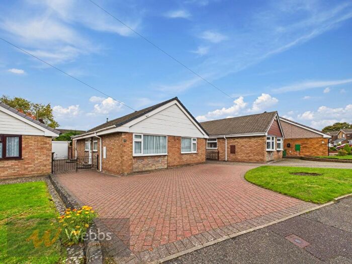 3 Bedroom Detached Bungalow To Rent In Sunfield Road, Cannock, WS11
