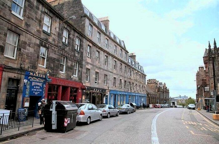 1 Bedroom Flat To Rent In Johnston Terrace, Old Town, Edinburgh, EH1
