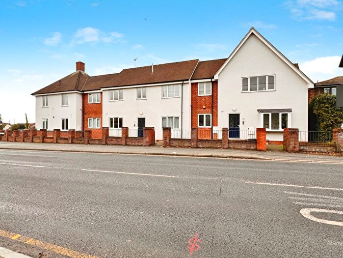 2 Bedroom Flat To Rent In Southend Road, Hockley, SS5