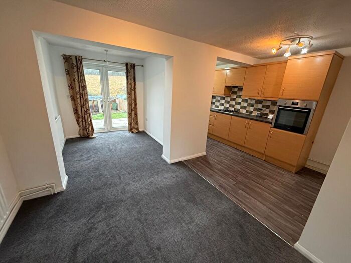 3 Bedroom Semi-Detached House To Rent In Sough Road, South Normanton, Alfreton, DE55