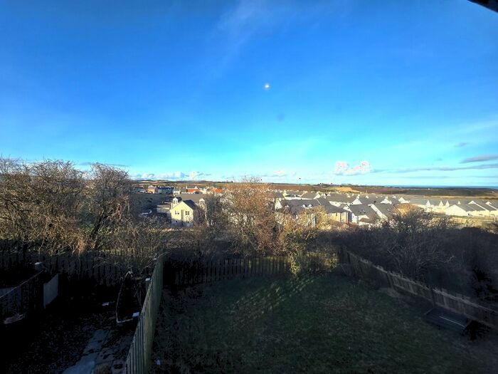 2 Bedroom Flat To Rent In Cypress Grove, Bridge Of Don, Aberdeen, AB23