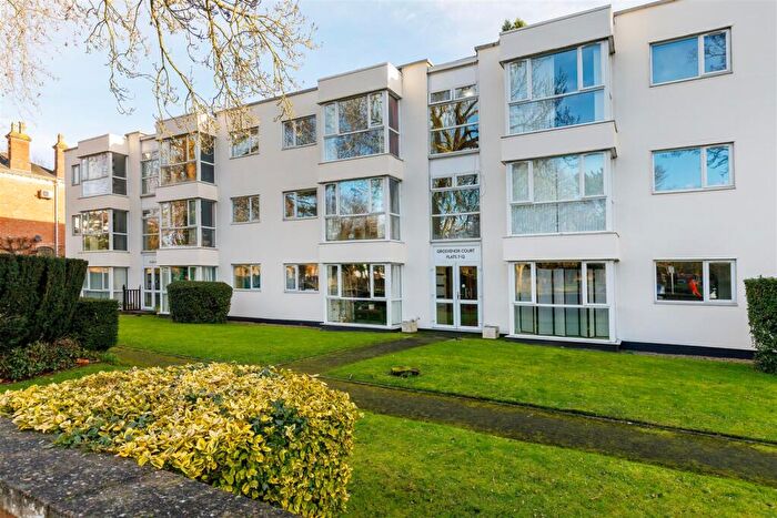 2 Bedroom Apartment For Sale In Kenilworth Road, Leamington Spa, CV32