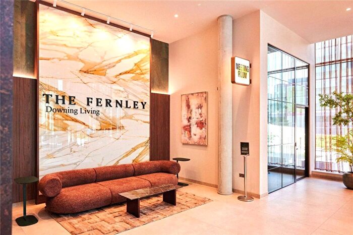 2 Bedroom Flat To Rent In Manchester Square Gardens, Botanic Avenue, Manchester, M15