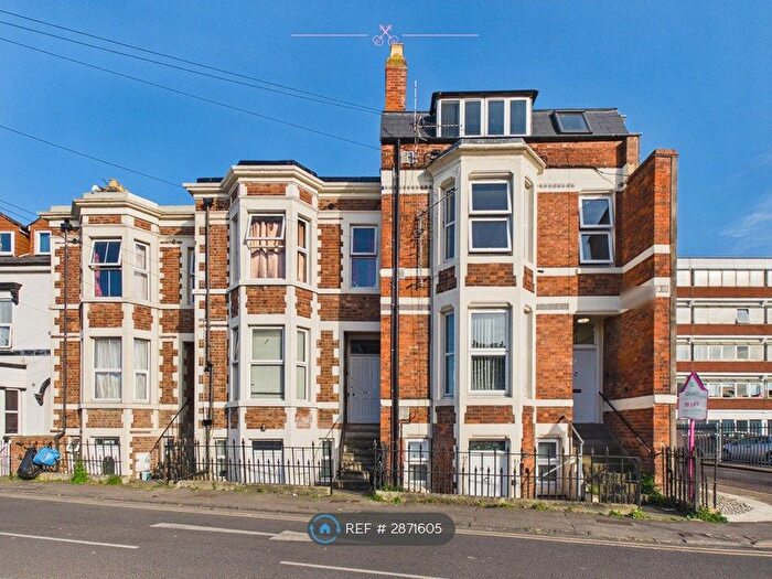 2 Bedroom Flat To Rent In Nettleton Road, Gloucester, GL1