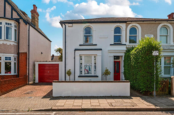 3 Bedroom Semi-Detached House For Sale In Johnson Road, Bromley, BR2