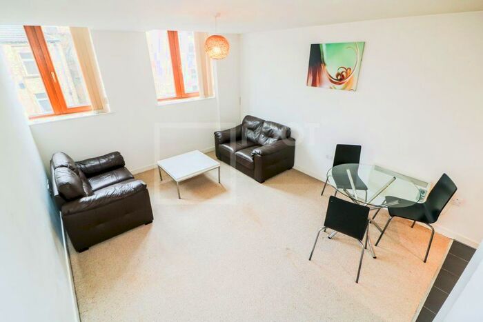 2 Bedroom Flat To Rent In Old Mill, Thornton Road, BD1