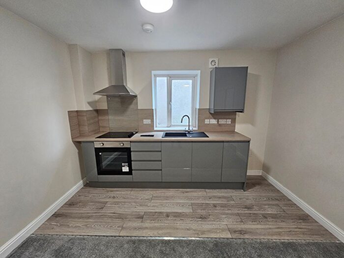 1 Bedroom Flat To Rent In Market Street, Heywood, OL10