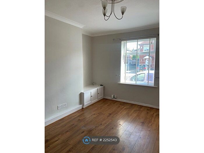 2 Bedroom Terraced House To Rent In City Road, Wigan, WN5