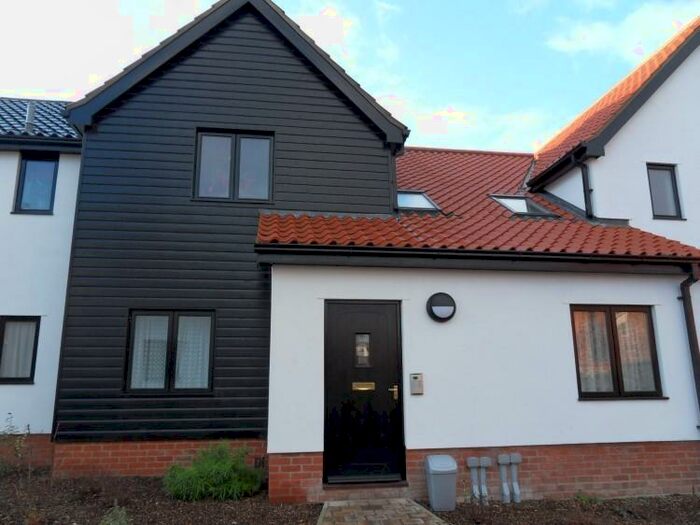2 Bedroom Flat To Rent In Diss, IP22