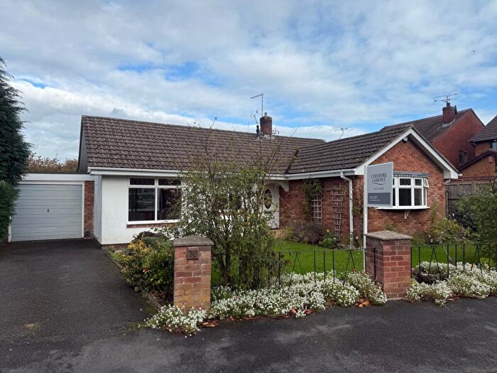 3 Bedroom Bungalow To Rent In Millbeck Close, Weston, Crewe, Cheshire, CW2