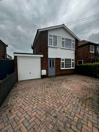 3 Bedroom Property To Rent In Anthea Drive, Huntington, York, YO31