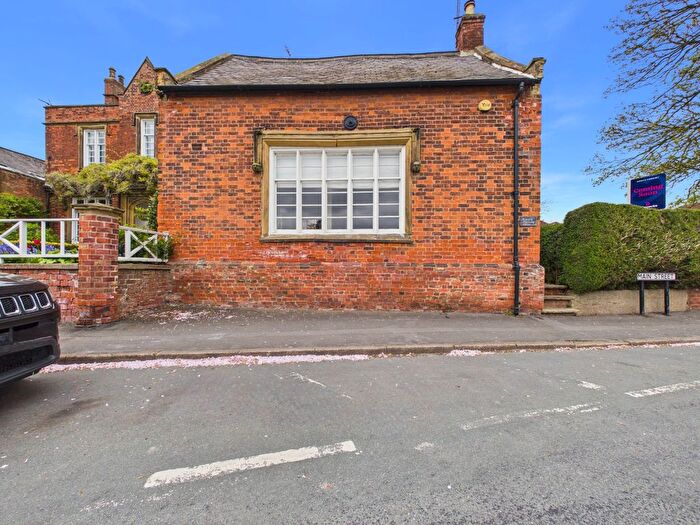 2 Bedroom Cottage For Sale In Main Street, Swanland, North Ferriby, East Riding Of Yorkshire, HU14