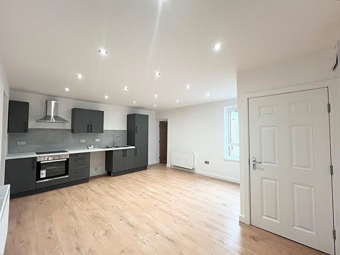2 Bedroom Flat To Rent In Firs Lane, Leigh, WN7