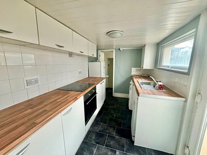 1 Bedroom Flat For Sale In Elphick Road, Newhaven, BN9