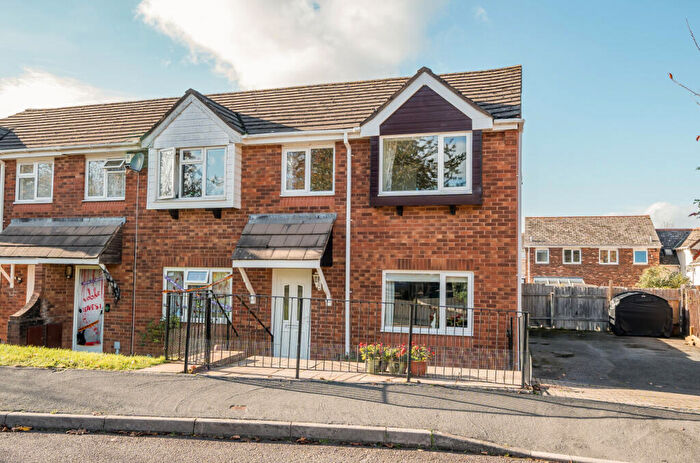 3 Bedroom End Of Terrace House For Sale In Tower Walk, Exeter, Devon, EX2