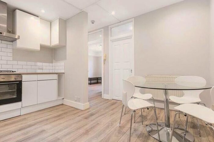 2 Bedroom Flat To Rent In Fulham High Street, London, SW6