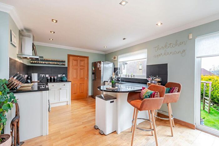5 Bedroom Detached House For Sale In Curling Pond Lane, Longridge, Bathgate, EH47