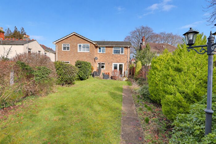 2 Bedroom Cluster House For Sale In Portsmouth Road, Woolston, SO19