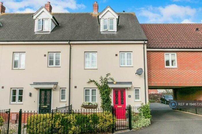 3 Bedroom End Of Terrace House To Rent In Turing Court, Kesgrave, Ipswich, IP5