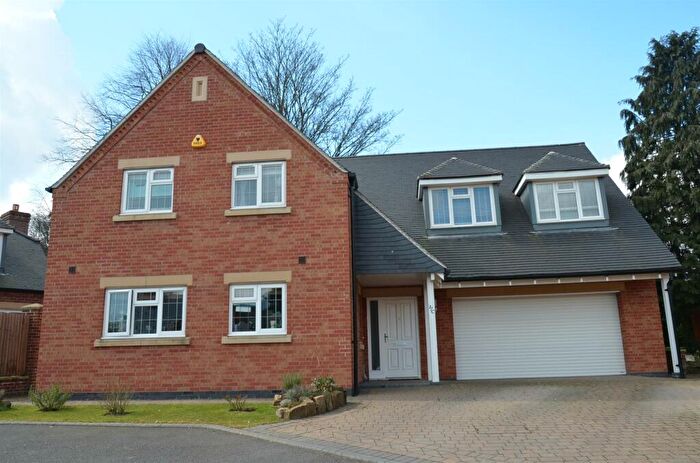 5 Bedroom Detached House To Rent In Kings Croft, Allestree, Derby, DE22