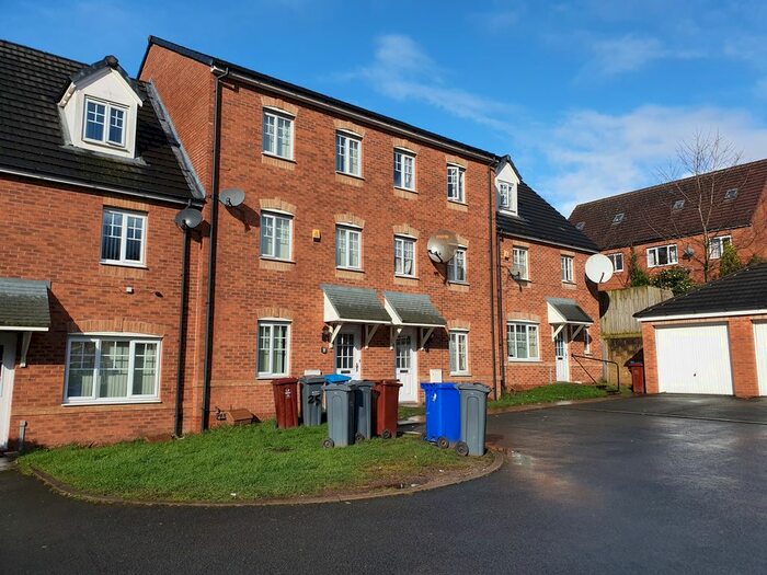 1 Bedroom Flat To Rent In Saddlecote Close, Crumpsall, Manchester M8