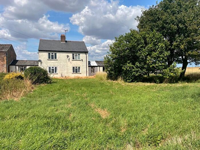 4 Bedroom Link Detached House For Sale In & North Fen, Morton, PE10