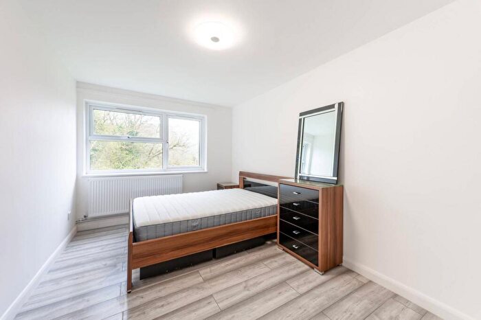 2 Bedroom Maisonette To Rent In Saltcroft Close, Wembley Park, Wembley, HA9