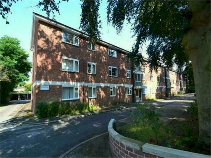 2 Bedroom Flat To Rent In The Homestead, Ashton Lane, Sale, M33