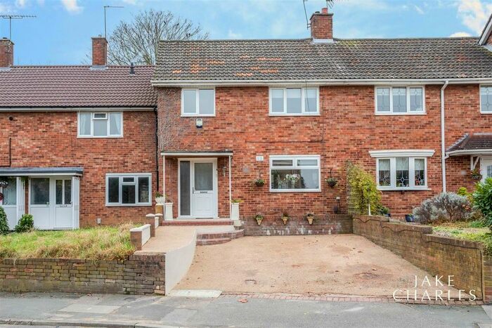 3 Bedroom Property To Rent In Bury Green Road, Cheshunt, Waltham Cross, EN7