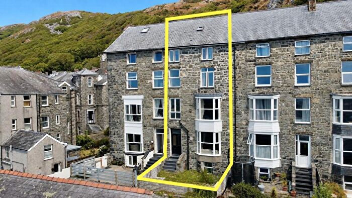 6 Bedroom Terraced House For Sale In King Edward Street, Barmouth, LL42