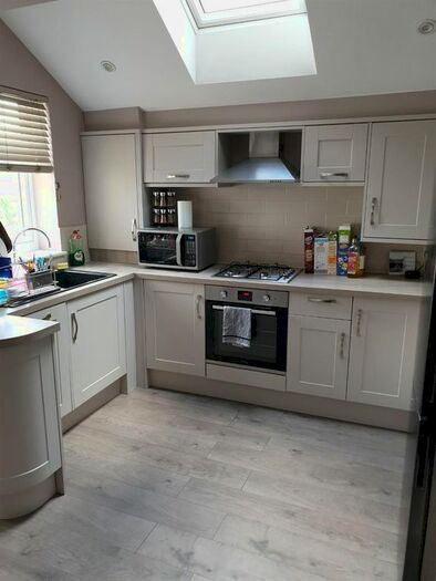 1 Bedroom Detached House To Rent In Nithdale Road, London, SE18