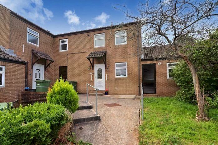 3 Bedroom Terraced House To Rent In Charter Way, Wells, BA5