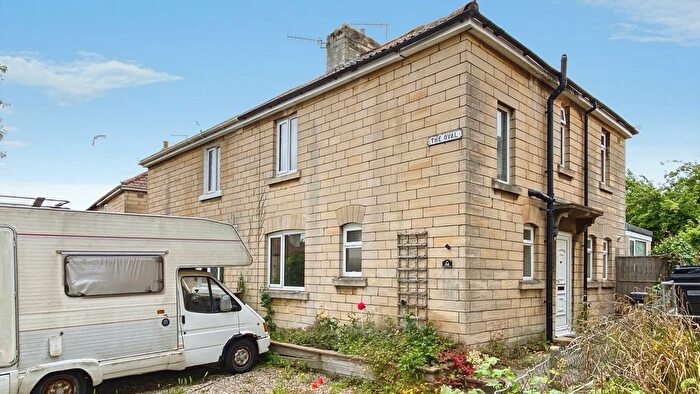 3 Bedroom Semi Detached House To Rent In The Oval, Bath, Somerset, BA2