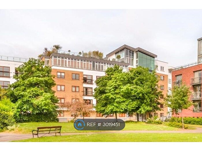1 Bedroom Flat To Rent In Graham St, London, N1