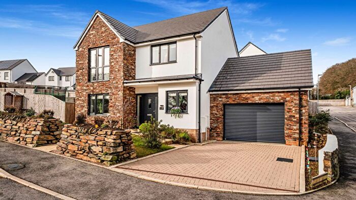 4 Bedroom Detached House For Sale In Callington, Cornwall, PL17