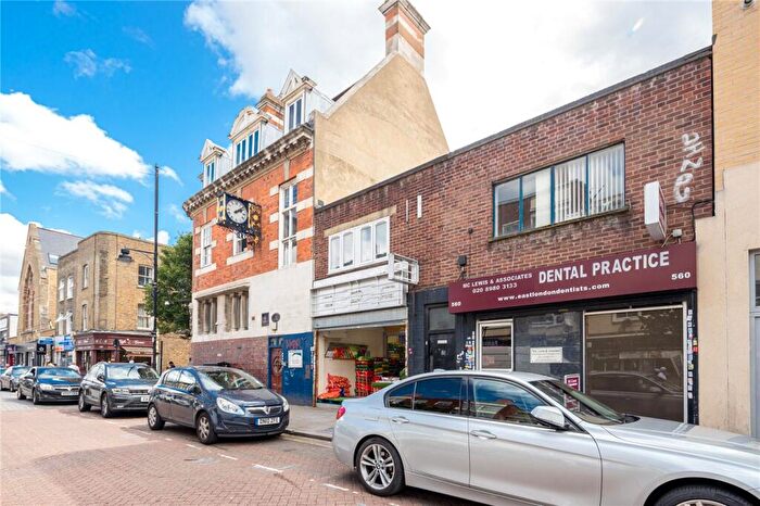 2 Bedroom Apartment To Rent In Roman Road, London, E3