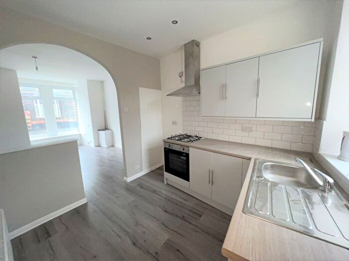 3 Bedroom End Of Terrace House To Rent In Brithweunydd Road, Tonypandy, CF40