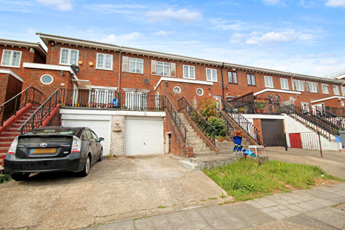 3 Bedroom Terraced House For Sale In Lantern Close, Wembley, Middlesex, HA0