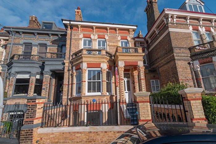 1 Bedroom Flat For Sale In Marlborough Road, Ramsgate, CT11