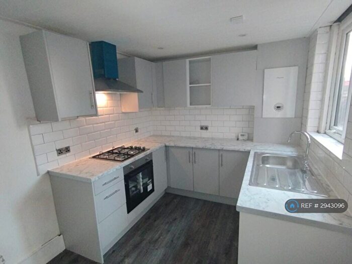 3 Bedroom Terraced House To Rent In Southdale Road, Liverpool, L15