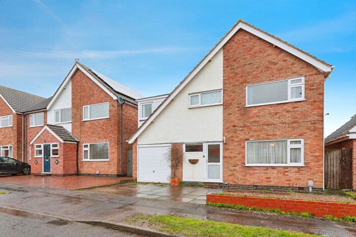 4 Bedroom Detached House For Sale In Pells Close, Fleckney, Leicester, LE8