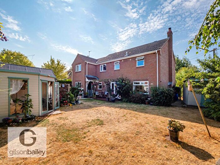 5 Bedroom Detached House For Sale In School Road, Freethorpe, NR13