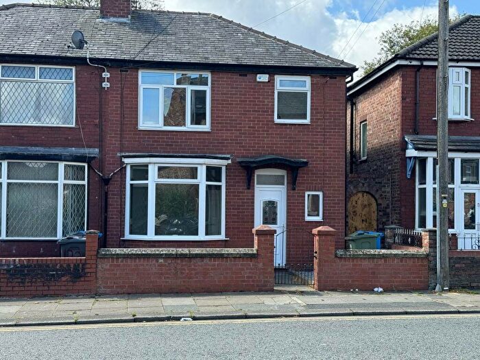 3 Bedroom Semi-Detached House To Rent In Ashton Road East, Manchester, M35