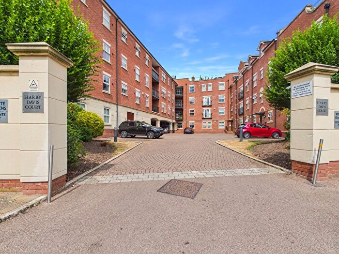 1 Bedroom Flat For Sale In Harry Davis Court, Worcester, Worcestershire, WR1