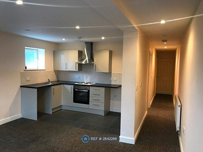 1 Bedroom Flat To Rent In Chatham, Chatham, ME5