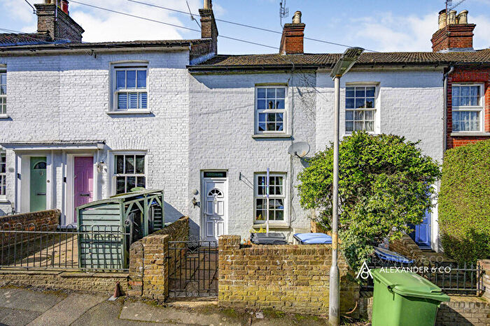 2 Bedroom Terraced House To Rent In Victoria Road, Berkhamsted, HP4