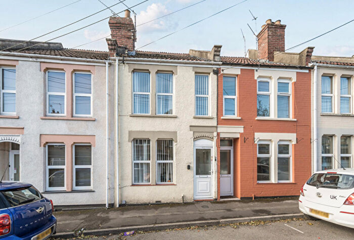 3 Bedroom Terraced House For Sale In Birdwell Road, Long Ashton, Bristol, North Somerset, BS41