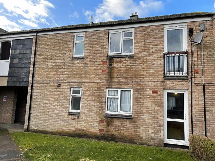 1 Bedroom Ground Maisonette For Sale In Peachs Close, MK43