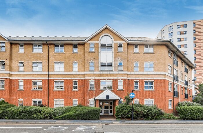 2 Bedroom Flat To Rent In Charles Street, London, CR0