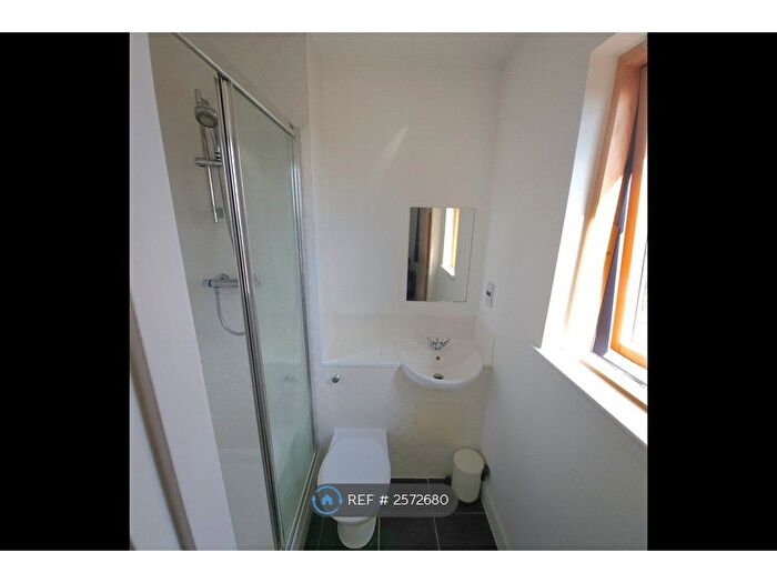 2 Bedroom Flat To Rent In Argyle Street, Glasgow, G2